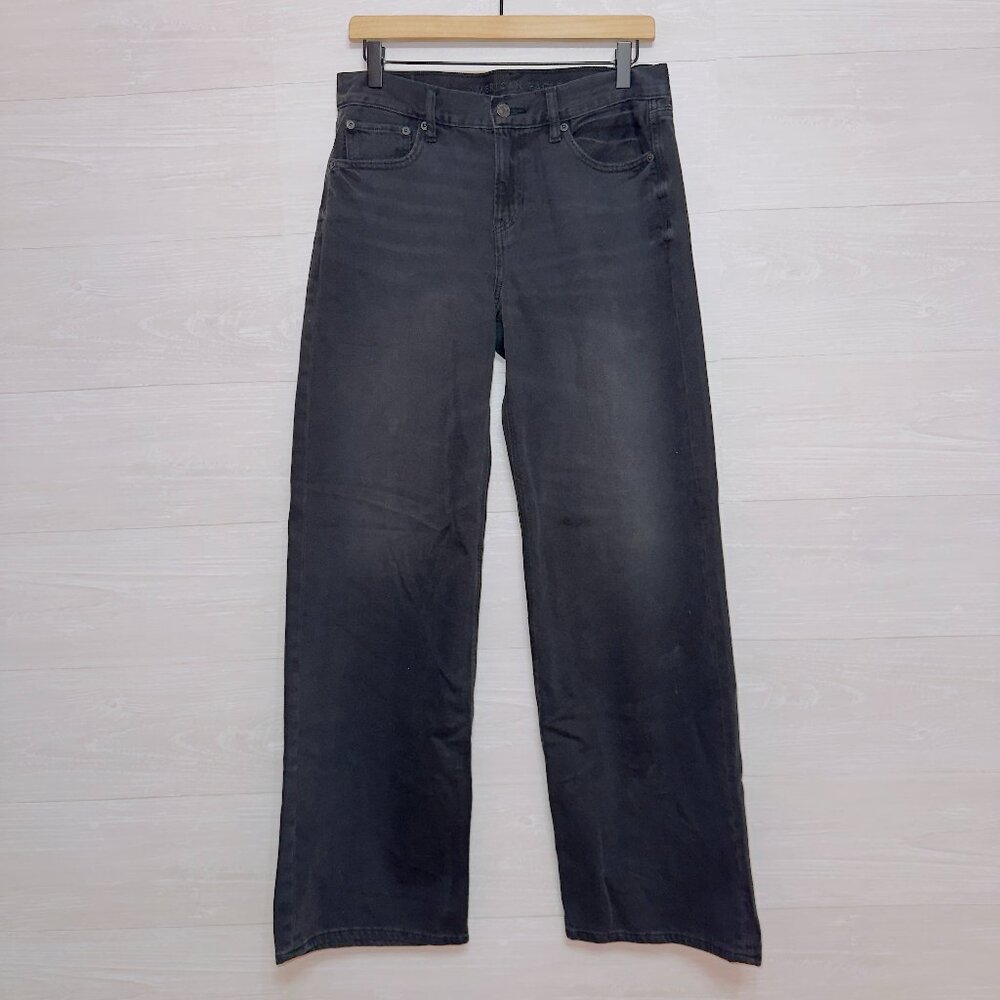 American Eagle Women's Black Wash Low Rise Skater Jean size 2